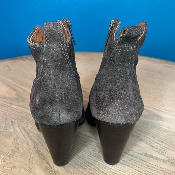 Frye Madeline Short Heeled Western Boots Dark Gray Suede Women’s Size 7.5 - Picture 3 of 10
